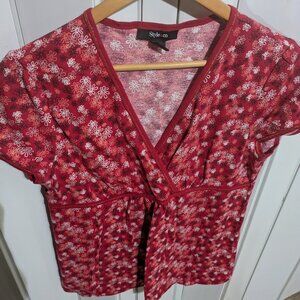 ~NWOT Women's red blouse
